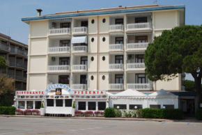 Adorable seafront studio with terrace - Beahost Bibione